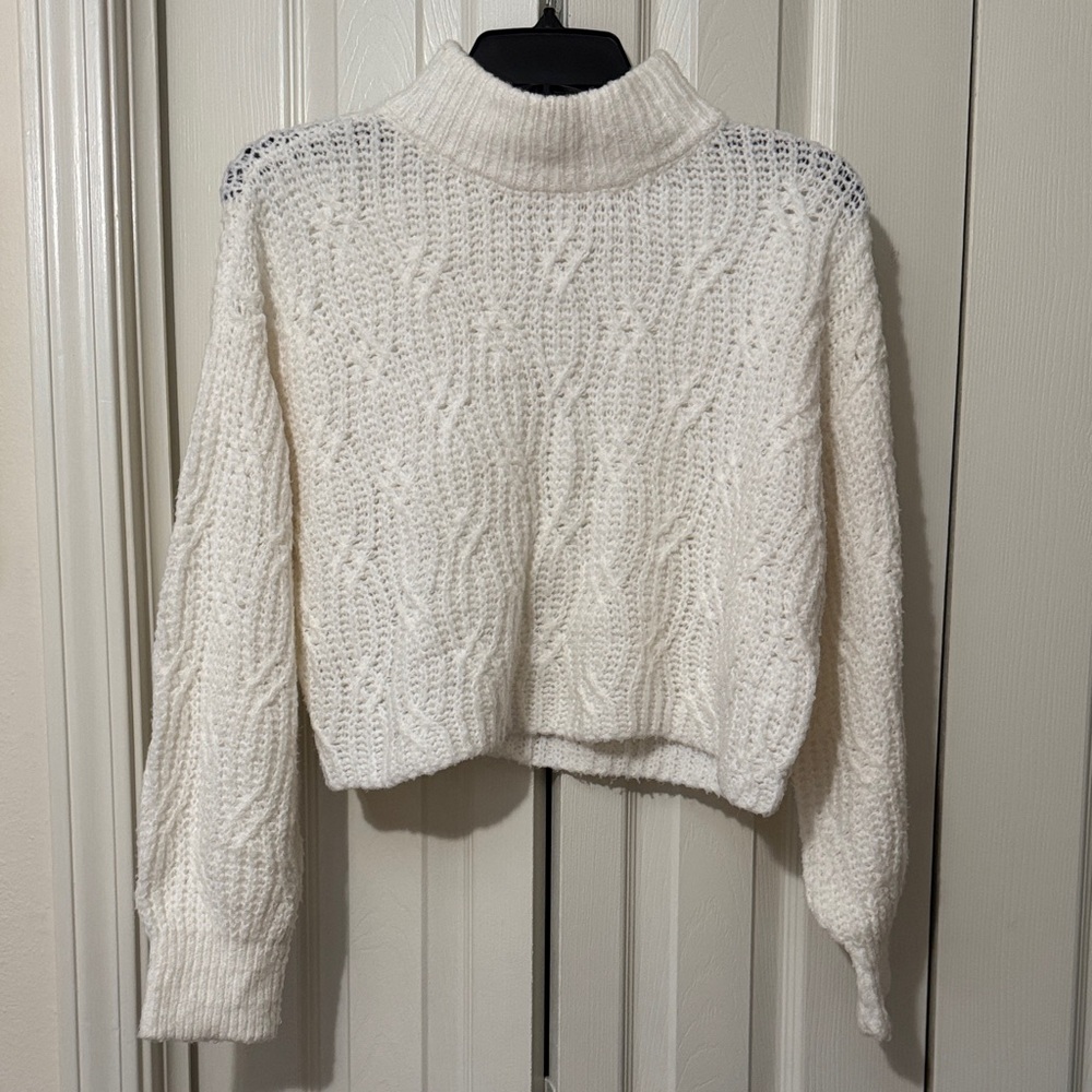 Cozy Cropped White Cable Knit Sweater